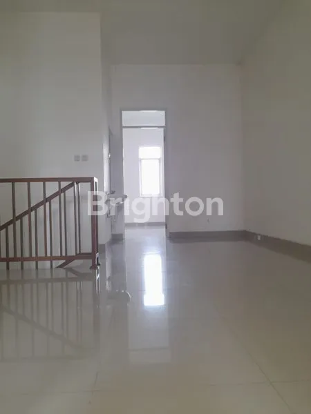 image RUMAH NEW GRESS SIAP HUNI RAYA KUTISARI INDAH (2)