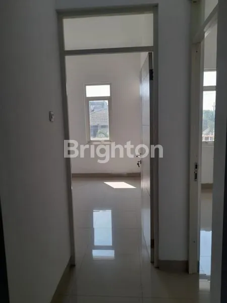 image RUMAH NEW GRESS SIAP HUNI RAYA KUTISARI INDAH (3)