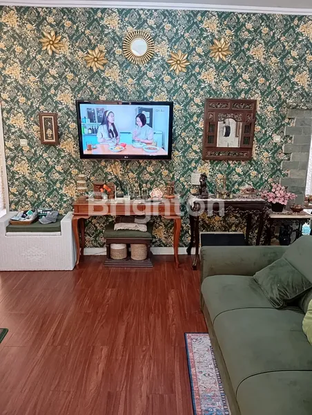 image DIJUAL RUMAH 2 LANTAI ARTISTIK & TERAWAT - JAKA  SAMPURNA - BEKASI BARAT – SIAP HUNI! (6)