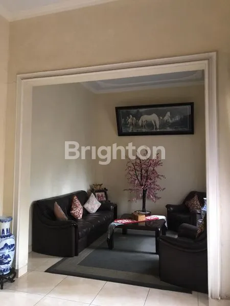 image DIJUAL RUMAH SIAP HUNI DI MERUYA KAVLING DKI - KAWASAN TENANG DAN NYAMAN (2)