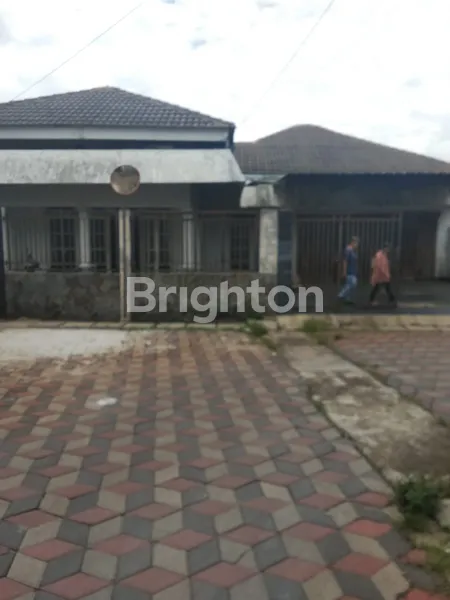 image RUMAH MEWAH & LUAS DI PAMULANG HIJAU | LT 540M² LB 450M² | 5 KT | SHM | DEKAT RS & SEKOLAH (1)
