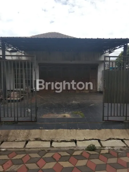 image RUMAH MEWAH & LUAS DI PAMULANG HIJAU | LT 540M² LB 450M² | 5 KT | SHM | DEKAT RS & SEKOLAH (2)