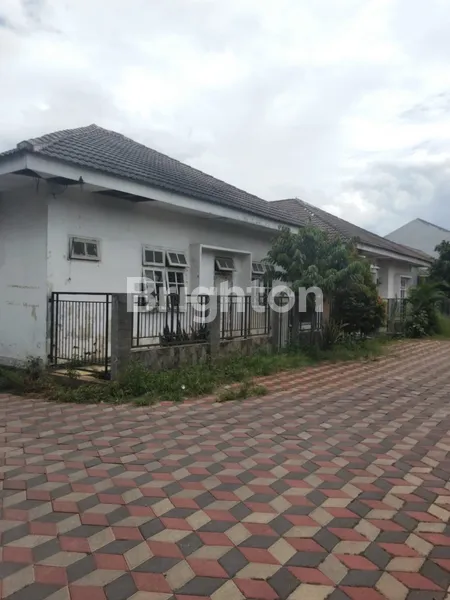image RUMAH MEWAH & LUAS DI PAMULANG HIJAU | LT 540M² LB 450M² | 5 KT | SHM | DEKAT RS & SEKOLAH (3)
