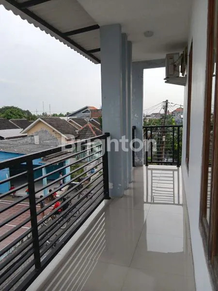 image RUMAH 2 LANTAI FULL BANGUNAN DI GRAHA INDRAPRASTA (8)