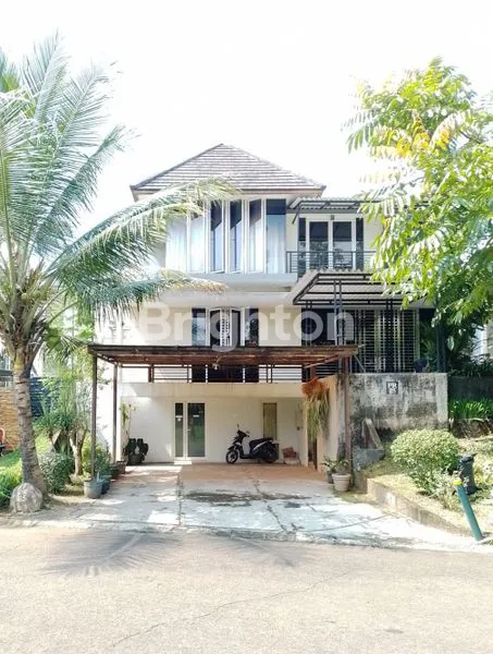 image RUMAH EDISI TERBATAS CANTIK DENGAN PEMANDANGAN HIJAU CANTIK SEJUK DI RANCAMAYA  (1)