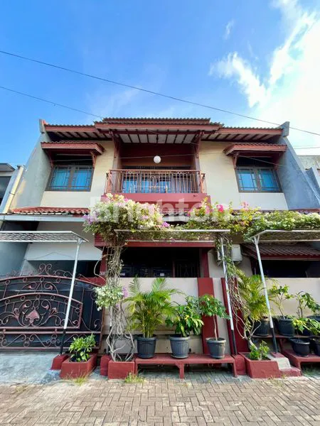 image RUMAH KOKOH 2 LANTAI SIAP HUNI SELOMAS TANAH MAS SEMARANG UTARA (1)