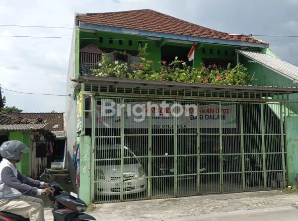 image RUKO STRATEGIS DI JL. ADISUMARMO COLOMADU (1)