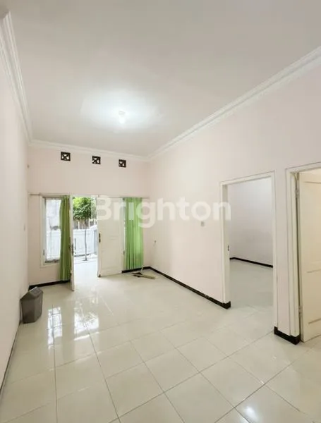 image RUMAH SIAP HUNI HARGA NEGO SAMPAI DEAL DI DAERAH SARANGAN KOTA MALANG (3)