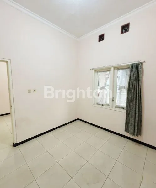 image RUMAH SIAP HUNI HARGA NEGO SAMPAI DEAL DI DAERAH SARANGAN KOTA MALANG (5)