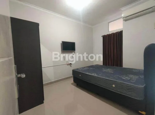 image RUMAH MINIMALIS DAN SUDAH LENGKAP DENGAN PAGAR  (4)