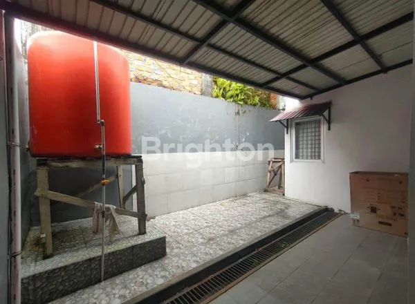 image RUMAH MINIMALIS DAN SUDAH LENGKAP DENGAN PAGAR  (8)