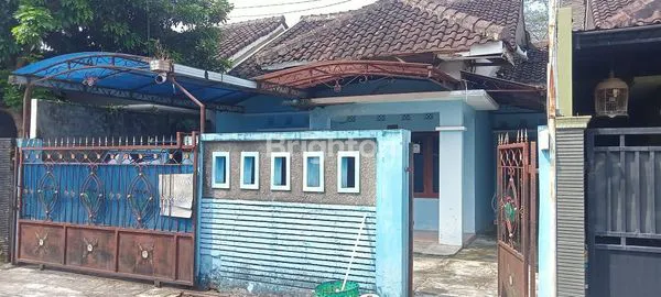 image GEDONGAN KARANGAYAR DEKAT DENGAN TUGU BOTO (1)