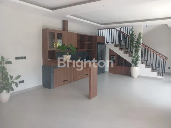 image VILLA MEWAH 3KT DI PANTAI MENGENING (7)
