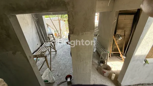 image RUMAH MINIMALIS 3 LANTAI DI DAERAH RENON (5)