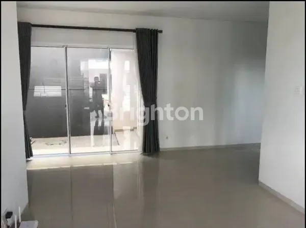 image RUMAH DISCOVERY ALUVIA BINTARO SEKTOR 9 TANGERANG SELATAN (4)