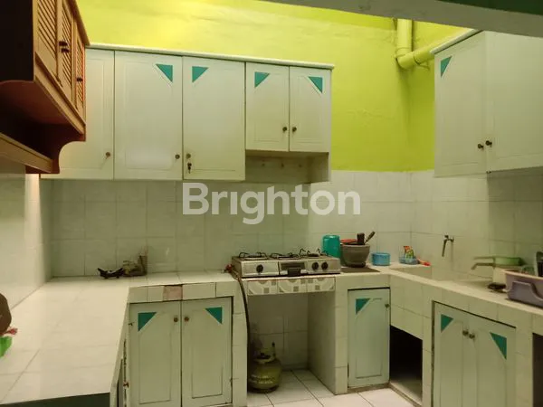 image RUMAH DUA LANTAI SIAP HUNI FULL FURNISHED KAYU JATI DI JALAN KUALA MAS SEMARANG UTARA (7)