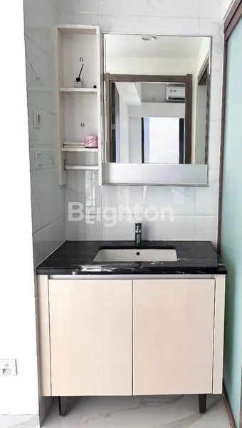 image SKY HOUSE BSD APARTMENT 2BR - VIEW POOL - SEMI FURNISHED (6)