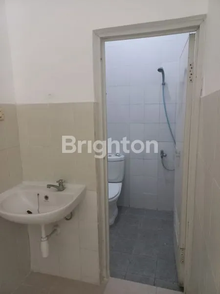 image LEBAK TIMUR SIAP HUNI SUDAH RENOVASI DEKAT RAYA KENJERAN (8)