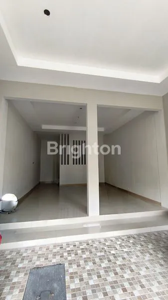 image RUMAH BARU GRESS DI PINGGIR JALAN GUNUNG ANYAR!! (2)