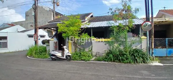 image RUMAH 4 KAMAR TIDUR DI FAJAR INDAH (2)