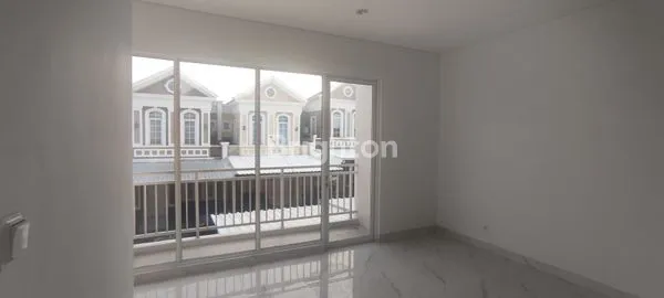 image RUMAH MINIMALIS DI PARAMOUNT VILLAGE SEMARANG (8)