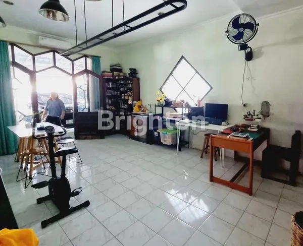 image RUMAH HOOK 6 KAMAR TIDUR DI FAJAR INDAH (5)