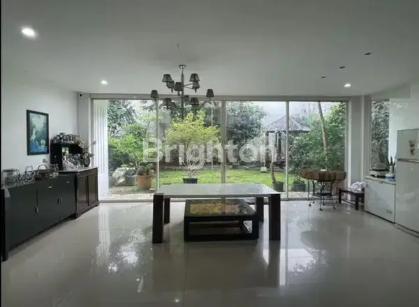 image RUMAH MEWAH SIAP HUNI DI PUNCAK DIENG (5)