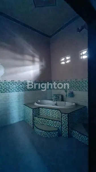 image DIJUAL RUMAH MEWAH, EX-SALON & SPA, TIDAK BANYAK PR (6)