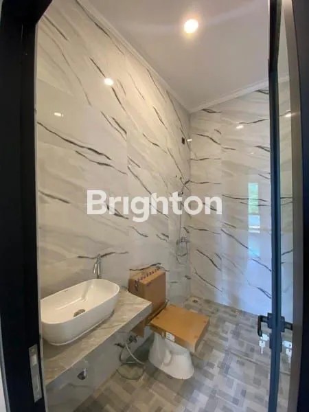 image MANYAR JAYA RUMAH 2 LANTAI, BARU GRESS (6)