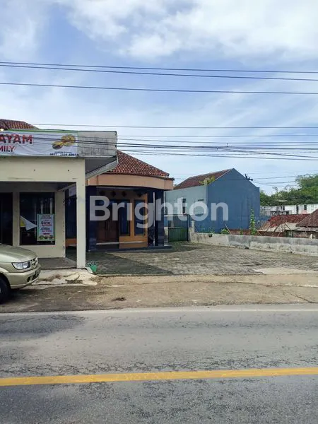 PROPERTI STRATEGIS 858M² DI TEMANGGUNG