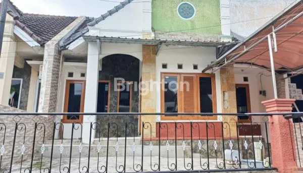 RUMAH SIAP HUNI HARGA NEGO SAMPAI DEAL DI DAERAH BUNGA-BUNGA KOTA MALANG