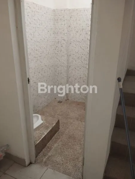 image DISEWAKAN RUKO STRATEGIS 2LT (6)