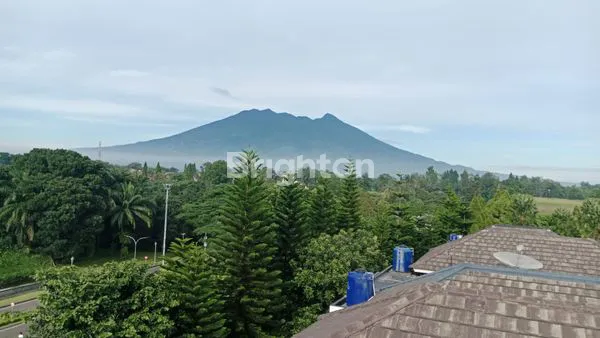image RUMAH MEWAH ADA KOLAM RENANG VIEW GUNUNG SALAK DI RANCAMAYA (1)