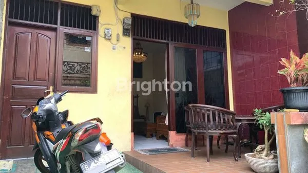 image RUMAH 2 LANTAI LT 100M² DI UTAN KAYU (1)