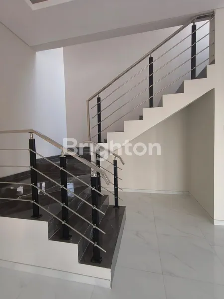 image FOR SALE NEW HOUSE MANYAR TIRTOYOSO UTARA LOKASI STRATEGIS DEKAT MERR & 5 MENIT KE GALAXY MALL (6)