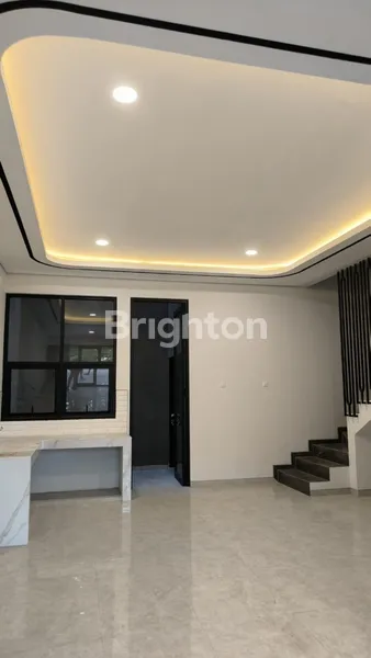 image RUMAH MEWAH HARGA 2M-AN AREA MANYAR DEKAT GALAXY MALL, RAYA MERR (6)