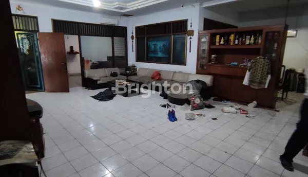 image RUMAH CLASSIC 4KT DI KARAWACI, LT 324M² (2)