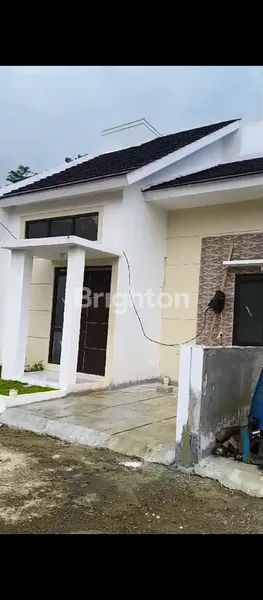 image RUMAH 2 LANTAI DEKAT KCIC PADALARANG, BISA KPR (1)