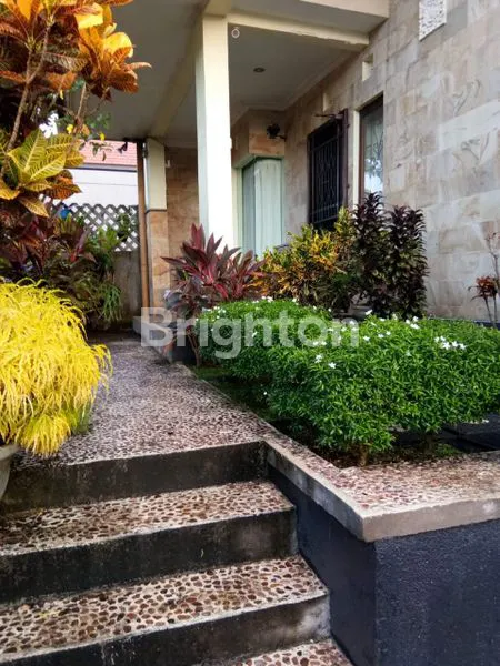 image DI JUAL RUMAH SEMI VILLA (1)