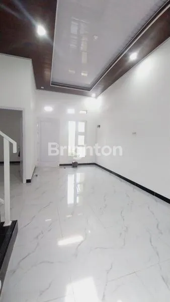 image TOWNHOUSE MODERN 3 KT DI SAKO, LOKASI STRATEGIS (2)