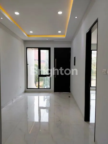image RUMAH NYAMAN MINIMALIS 3LT  150M²  DI SUNTER AGUNG JAKARTA UTARA (2)