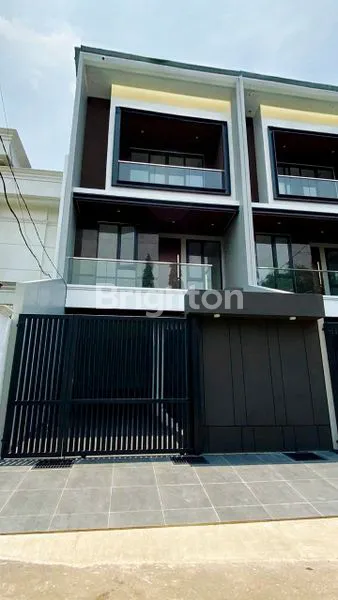image RUMAH NYAMAN MINIMALIS 3LT  150M²  DI SUNTER AGUNG JAKARTA UTARA (1)