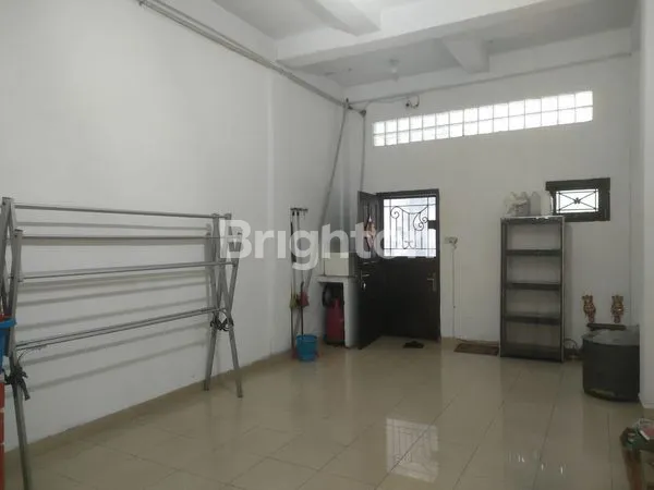 image RUKO 3 LANTAI – KOMPLEK ISTANA PRIMA, JLN. BRIGJEND KATAMSO MEDAN\N (5)