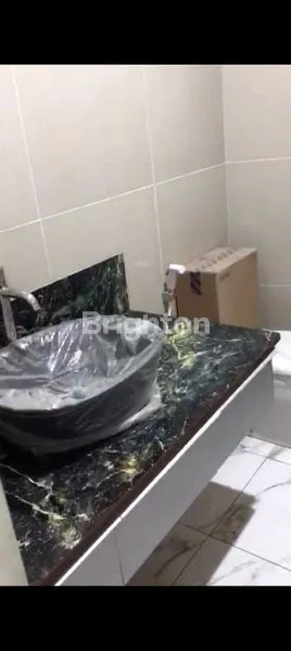 image RUMAH CANTIK 4+1 KT KOLAM RENANG SURABAYA (8)