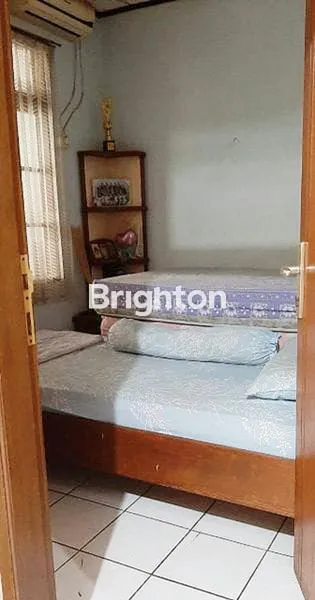 image RUKO STRATEGIS 2,5 LANTAI KOMPLEK H. KURDI (6)