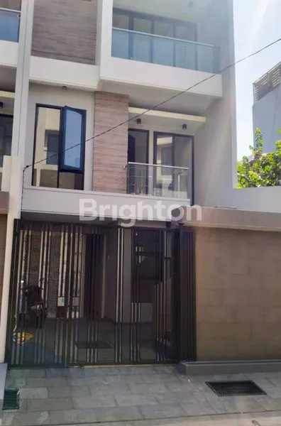 image RUMAH NYAMAN 3½LT 114M² 5+1 KT DI SUNTER DANAU JAKARTA UTARA (1)