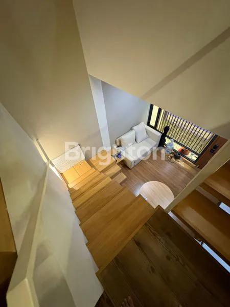 image RUMAH UNIK NAN CANTIK DAN MINIMALIS  FULL FURNISH DI FLEEKHAUS BSD (6)