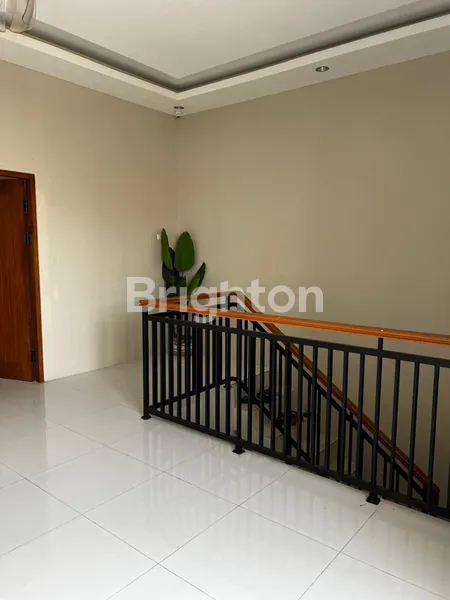 image RUMAH CANTIK RAPIH SIAP HUNI KOMPLEK WALIKOTA JAKUT (3)