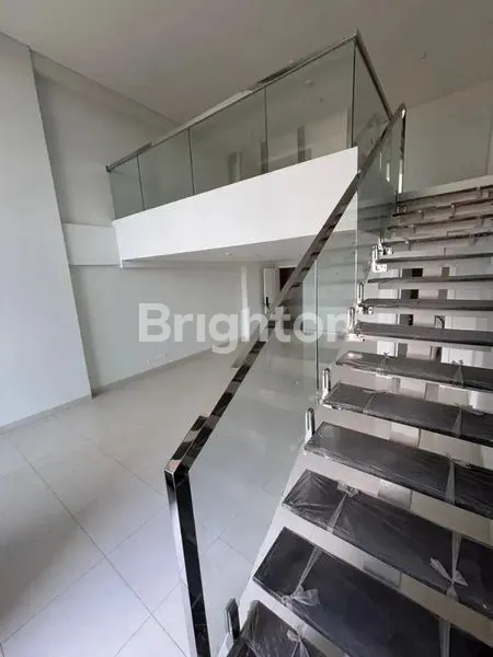 image SOHO VIELOFT CIPUTRA WORLD COCOK UNTUK KANTOR ATAU HUNIAN EKSLUSIF PRIBADI (5)