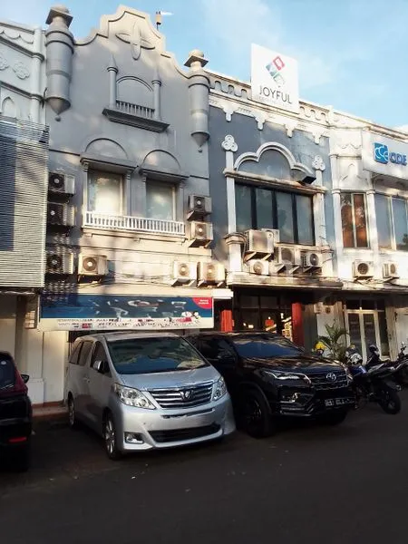 image \U2728 DIJUAL RUKO BARCELONA BSD – 2 LANTAI, 2 UNIT BERSAMPINGAN! \U2728 (6)